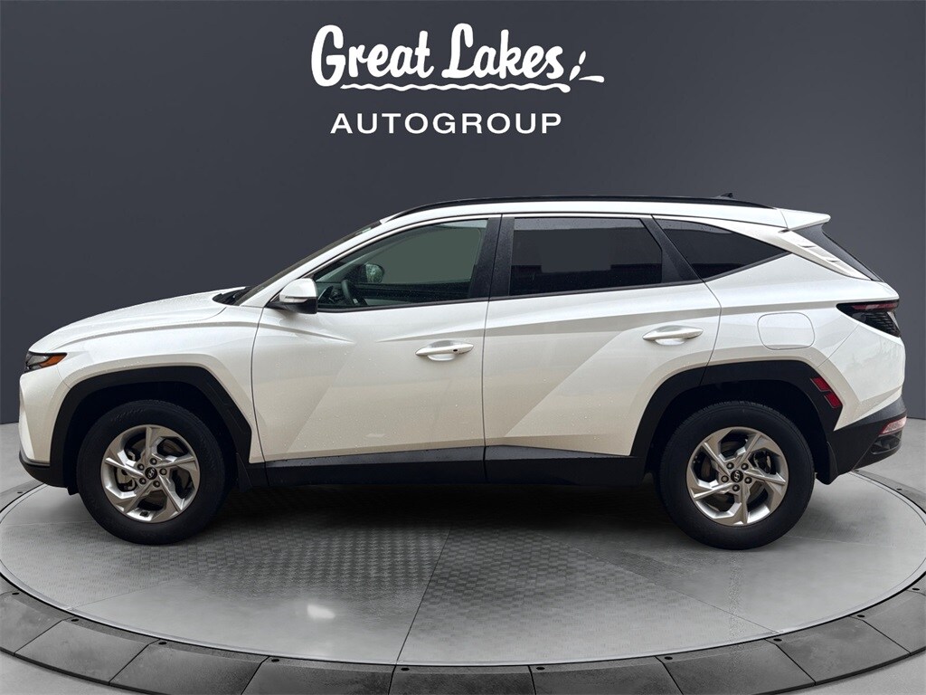 2022 Hyundai Tucson SEL photo 2