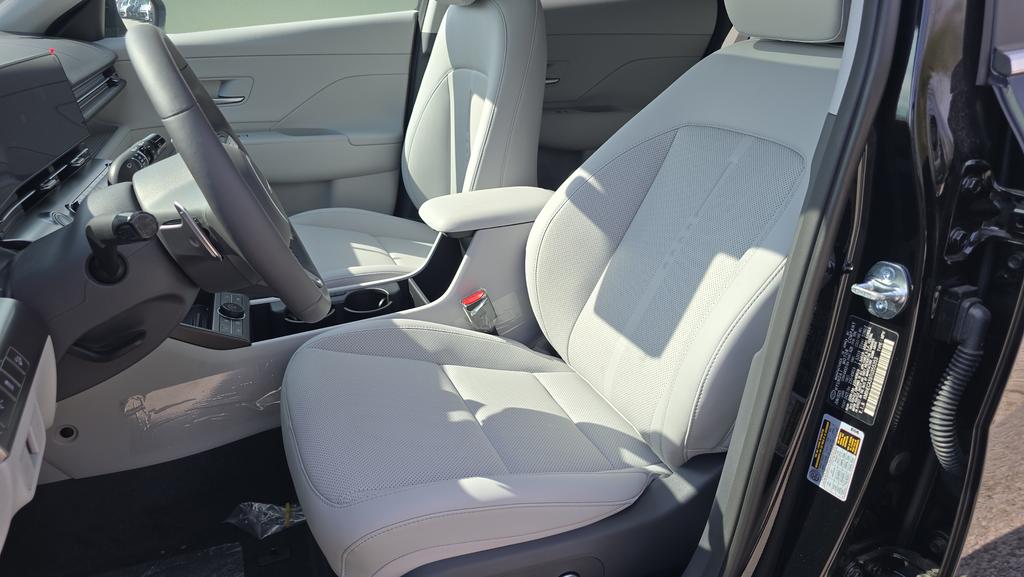 2026 Hyundai Kona Limited - Photo 14