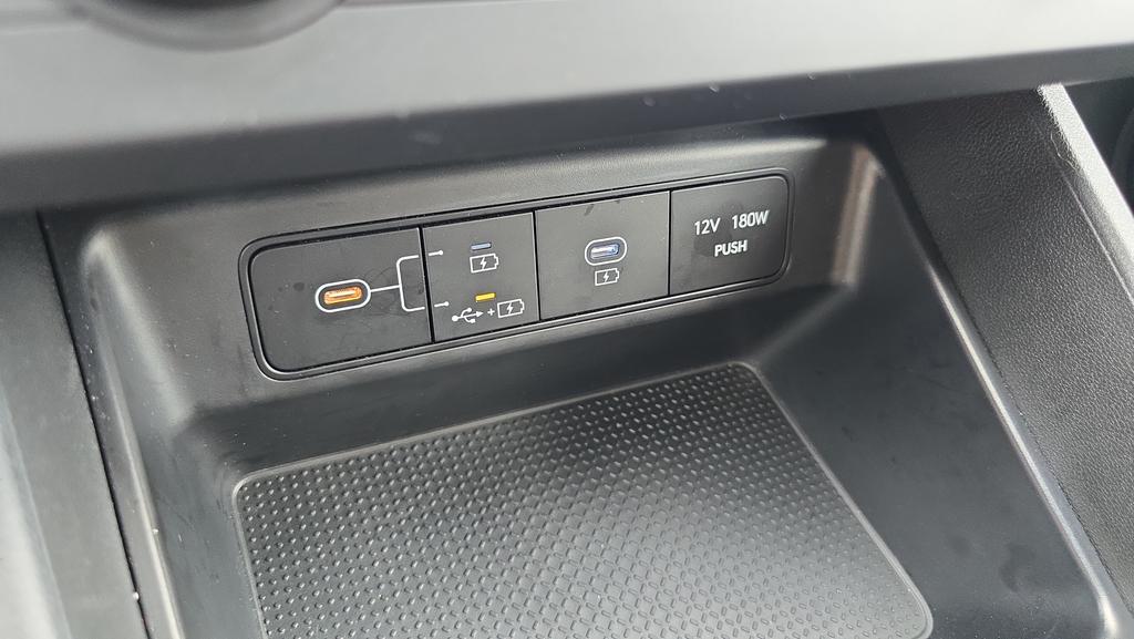 2025 Hyundai Tucson SE - Photo 30