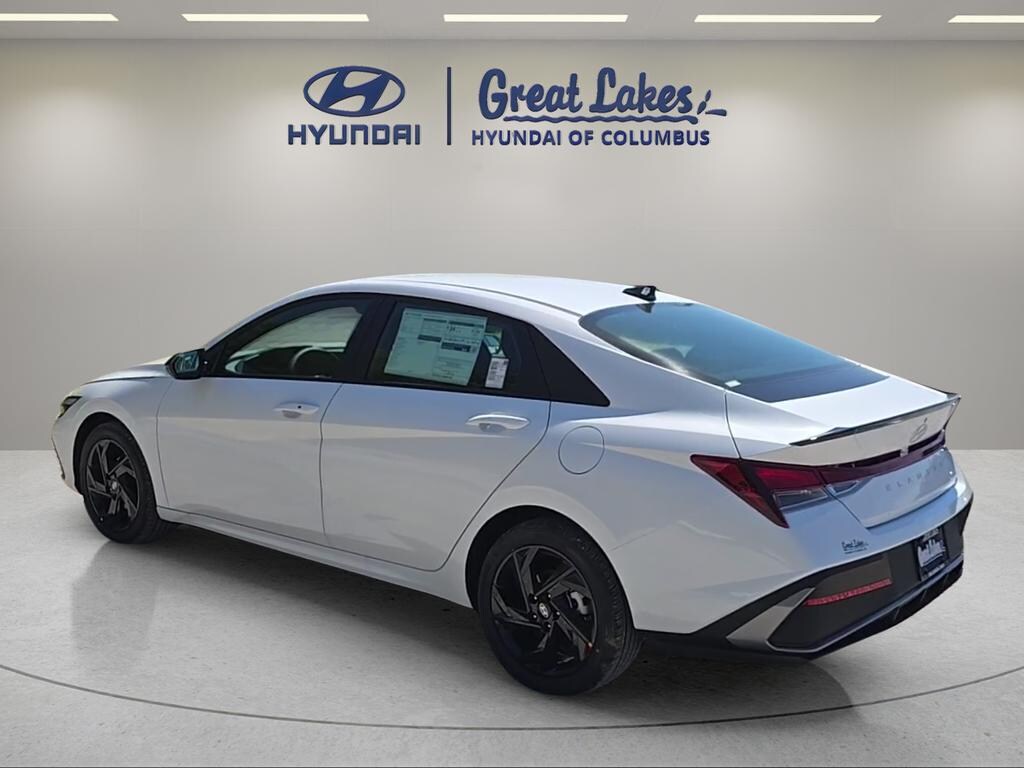 New 2026 Hyundai Elantra SEL Sport Sedan