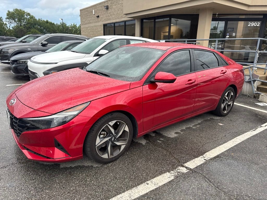 Used 2023 Hyundai Elantra SEL Sedan