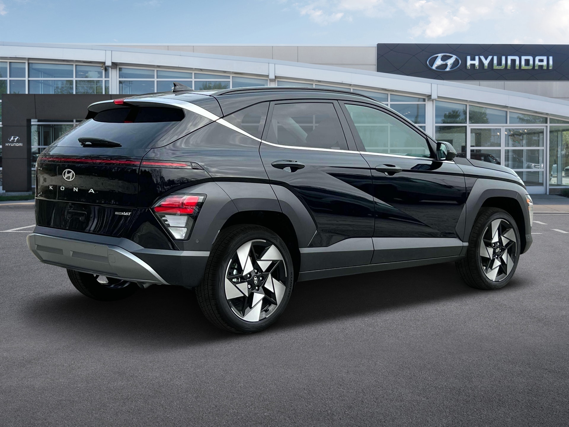 2025 Hyundai Kona Limited - Photo 8