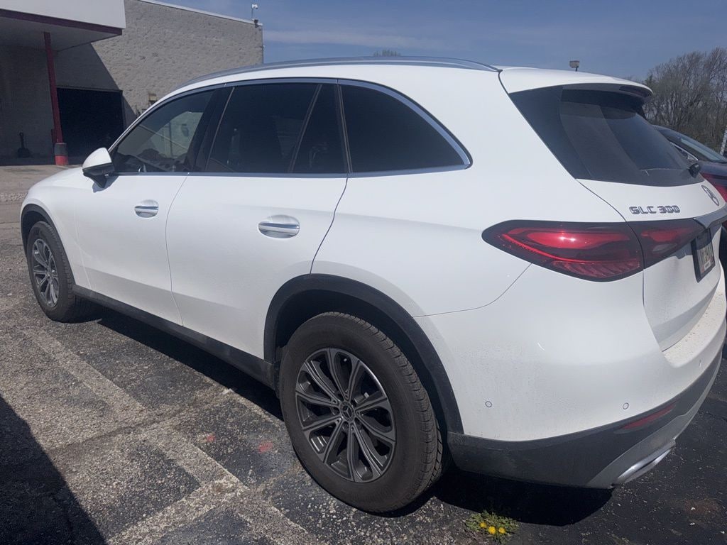 Used 2025 Mercedes-Benz GLC 300 4MATIC SUV