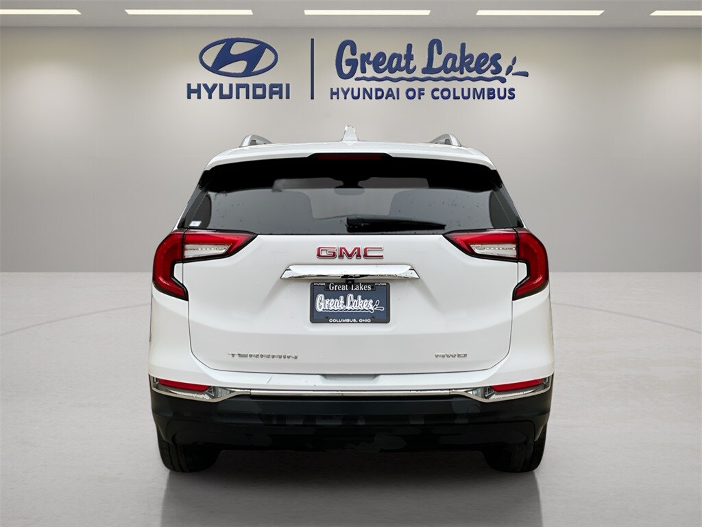 Used 2024 GMC Terrain SLT SUV