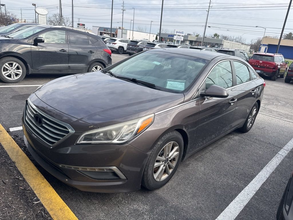 Used 2015 Hyundai Sonata SE Sedan