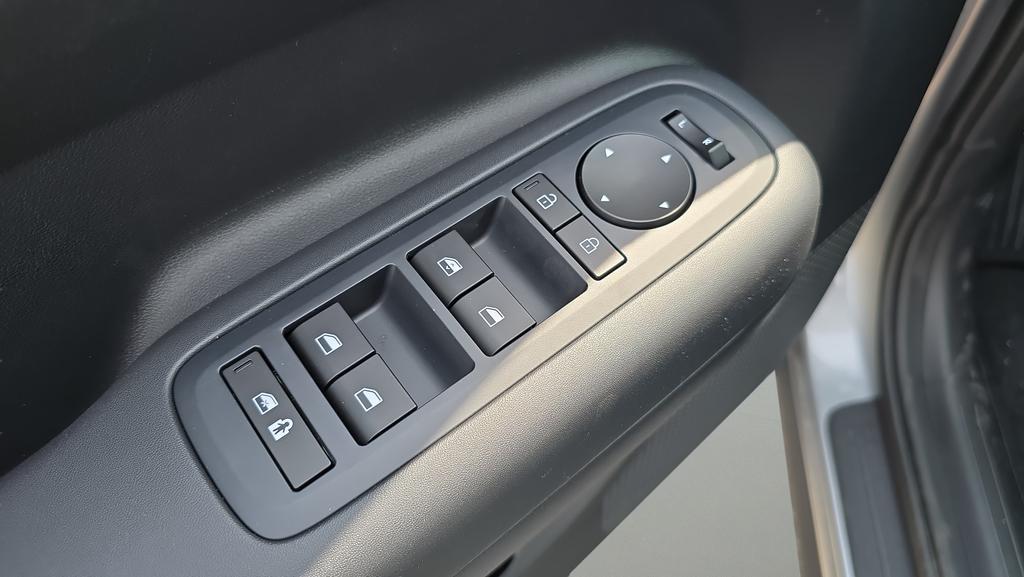 2026 Hyundai Santa Fe SE - Photo 15