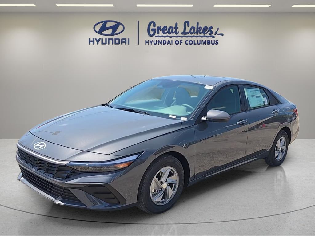 New 2026 Hyundai Elantra SE Sedan
