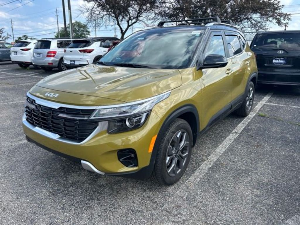 Used 2024 Kia Seltos S SUV