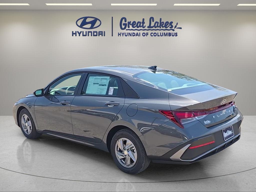 New 2026 Hyundai Elantra SE Sedan