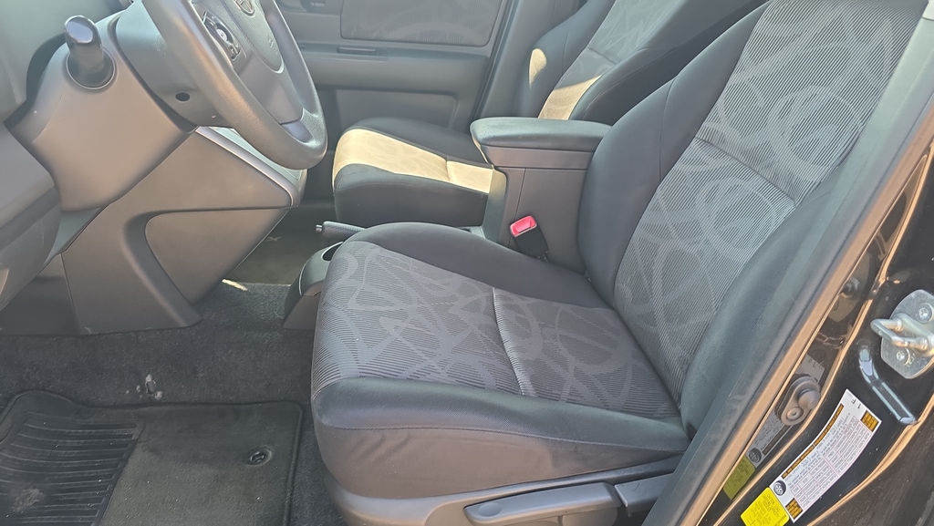 2015 Scion xB Base - Photo 13
