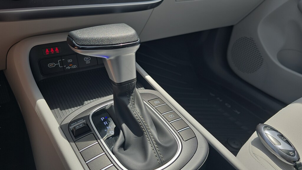 2026 Hyundai Kona SE - Photo 22