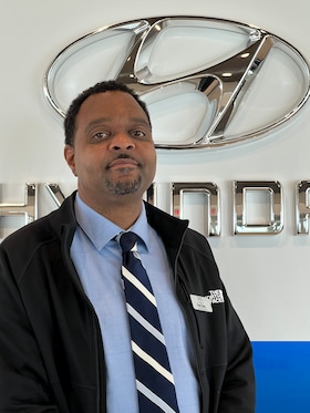 Staff member Eric Taylor from ID_1e2411f69485