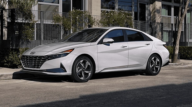Road%20Test%20Report-%20What%E2%80%99s%20It%20Like%20Driving%20The%202025%20Elantra%20Hybrid_%20post.png