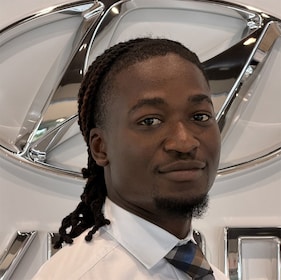 Staff member Kalil Camara from ID_1e2411f69485