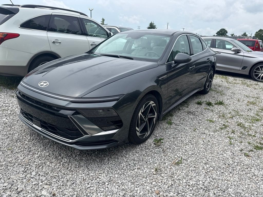 Used 2026 Hyundai Sonata SEL Sport Sedan