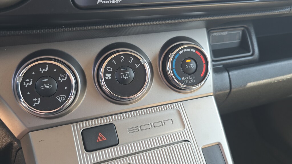 2015 Scion xB Base - Photo 28