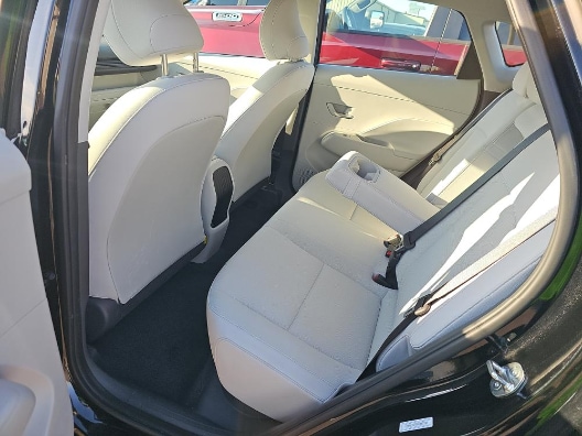 2024 Hyundai Kona EV SE - Photo 11