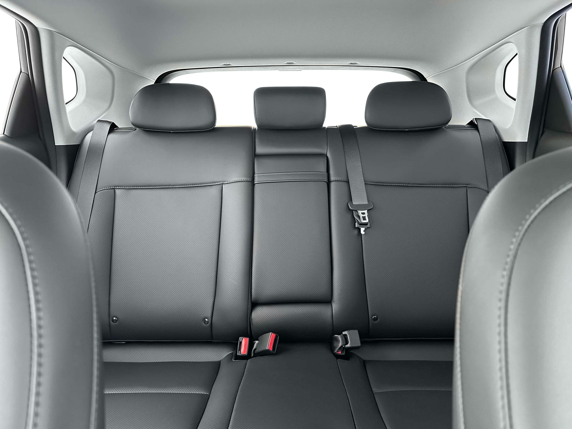 2025 Hyundai Kona Limited - Photo 16