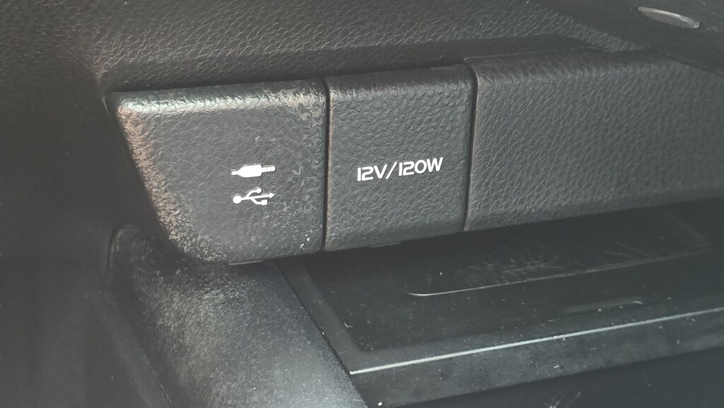 2019 Toyota Camry XSE - Photo 29
