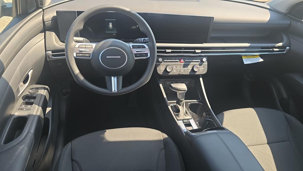 2026 Hyundai Tucson SE - Photo 18