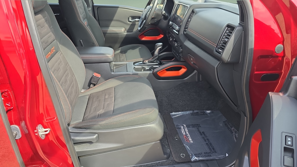 2023 Nissan Frontier PRO-4X - Photo 14