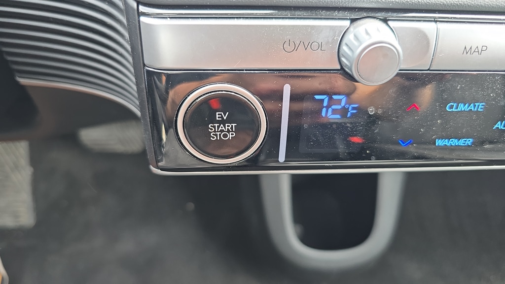 2024 Hyundai IONIQ 5 SEL - Photo 24