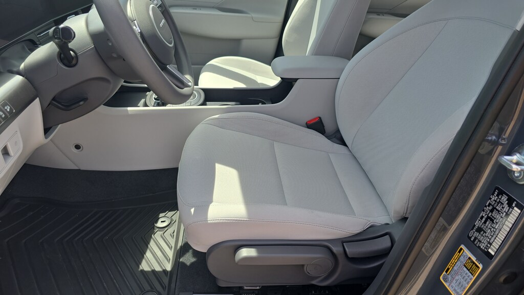 2026 Hyundai Kona SE - Photo 14