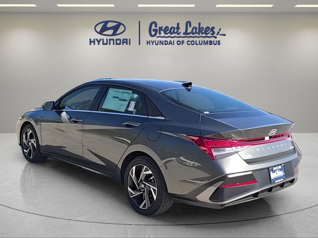 New 2026 Hyundai Elantra Limited Sedan