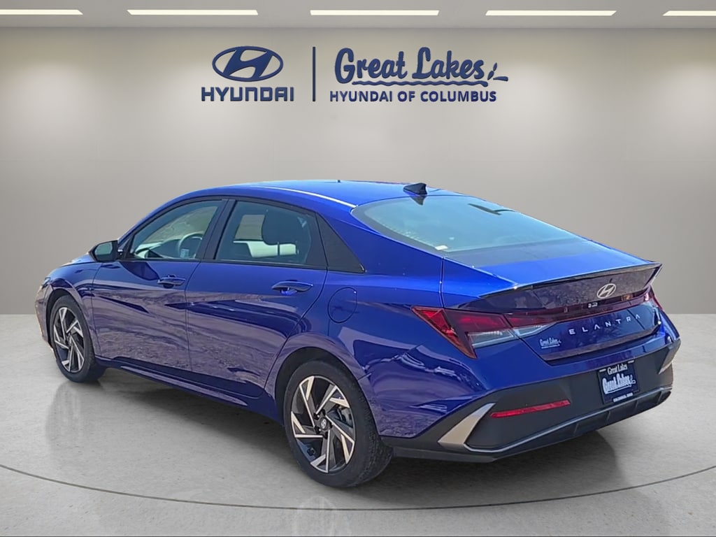 Used 2025 Hyundai Elantra SEL Sport Sedan
