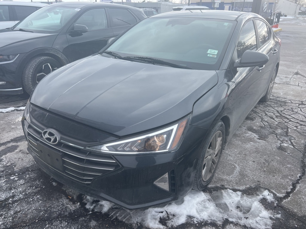 2020 Hyundai Elantra SEL's photo