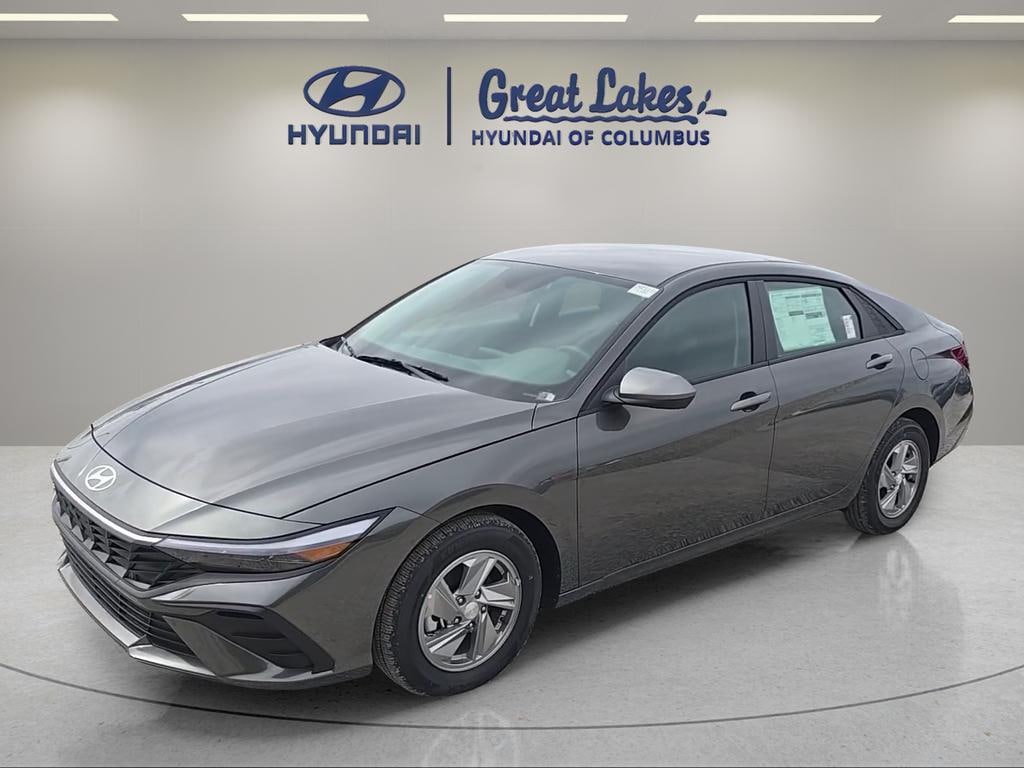 New 2026 Hyundai Elantra SE Sedan