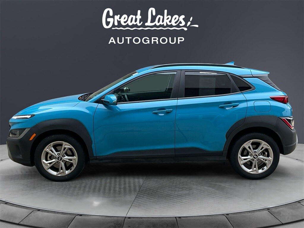 2023 Hyundai Kona SEL photo 2
