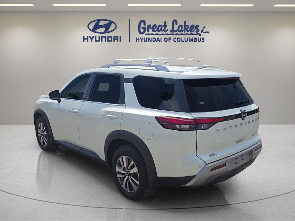 Used 2022 Nissan Pathfinder SL SUV