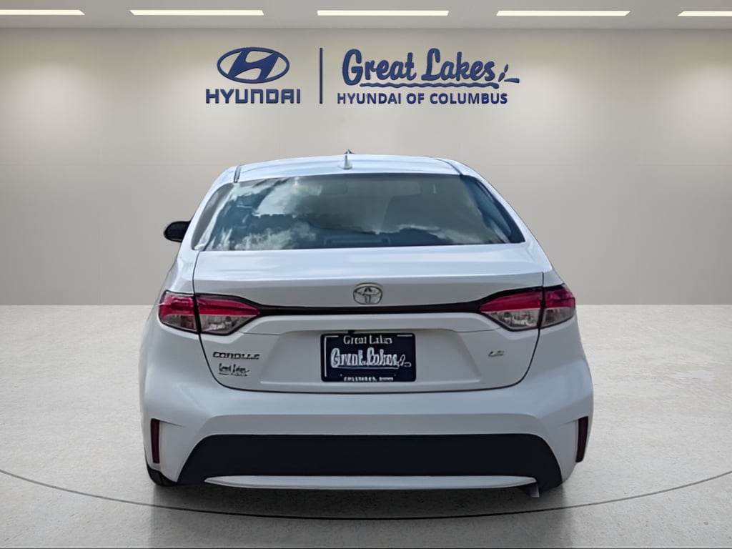 Used 2021 Toyota Corolla LE Sedan