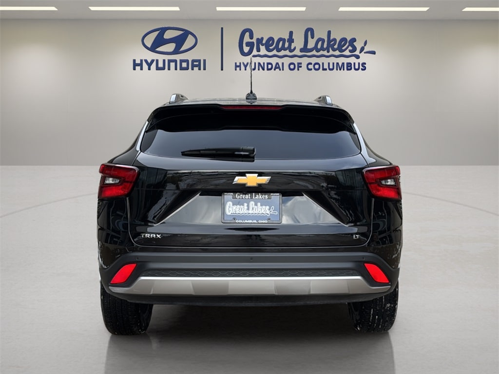 Used 2025 Chevrolet Trax LT SUV