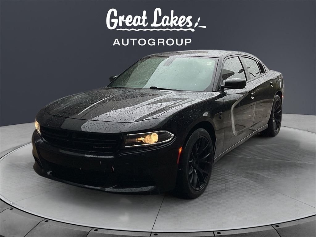 Used 2019 Dodge Charger SXT Sedan