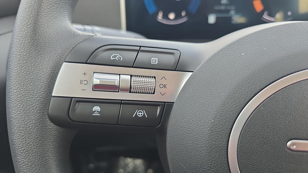 2026 Hyundai Tucson SE - Photo 14