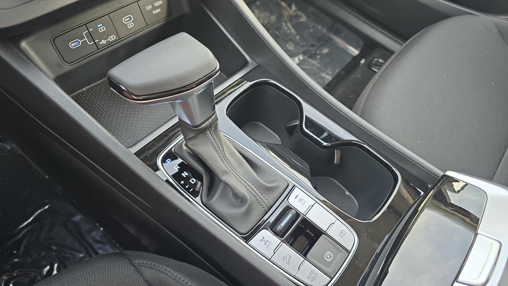 2026 Hyundai Tucson SE - Photo 16