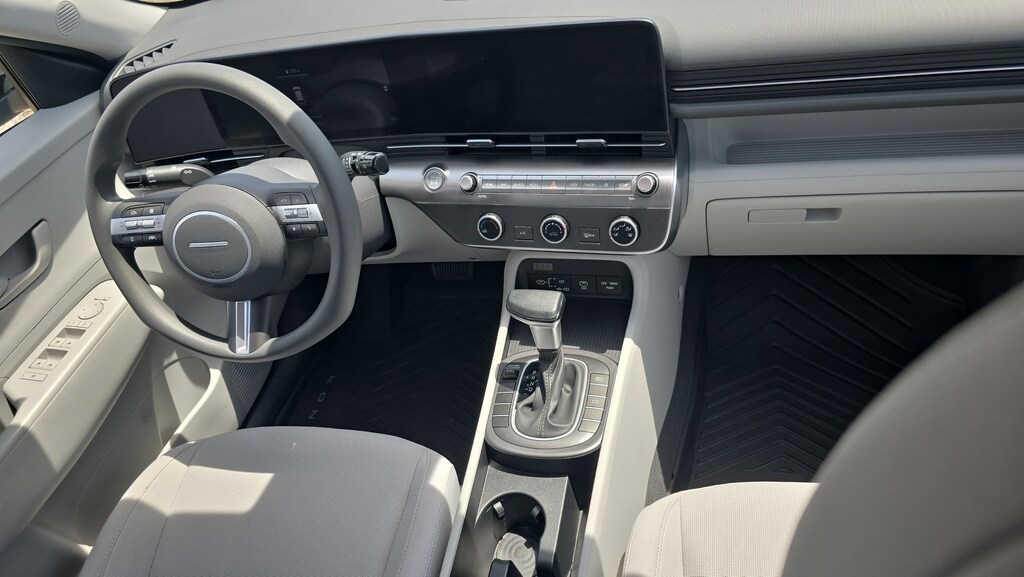 2026 Hyundai Kona SE - Photo 11