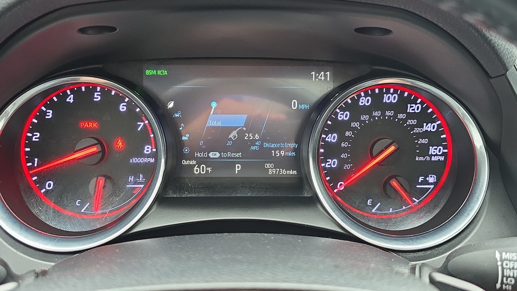 2019 Toyota Camry XSE - Photo 16
