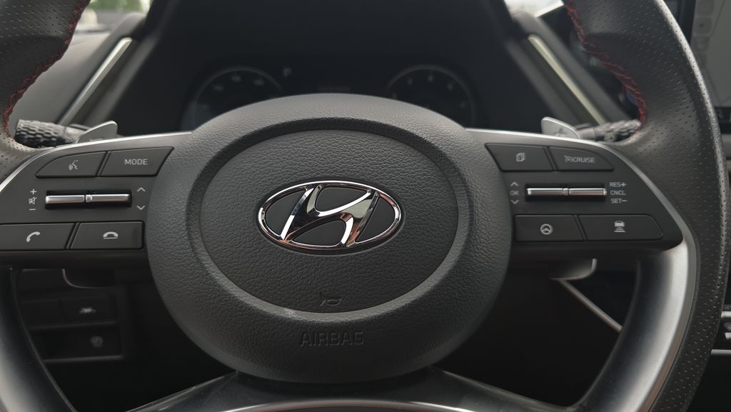 2023 Hyundai Sonata SEL Plus - Photo 12