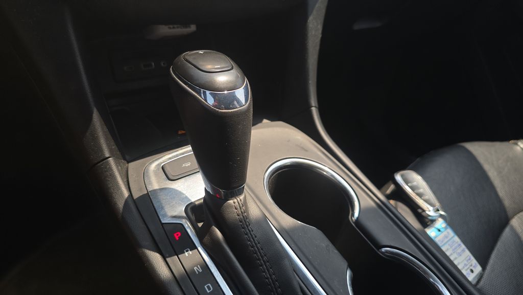 2019 Chevrolet Equinox Premier - Photo 21