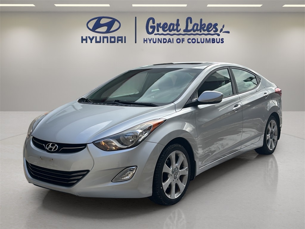 2012 Hyundai Elantra Limited's photo