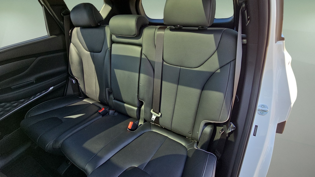 2023 Hyundai Santa Fe Limited - Photo 29