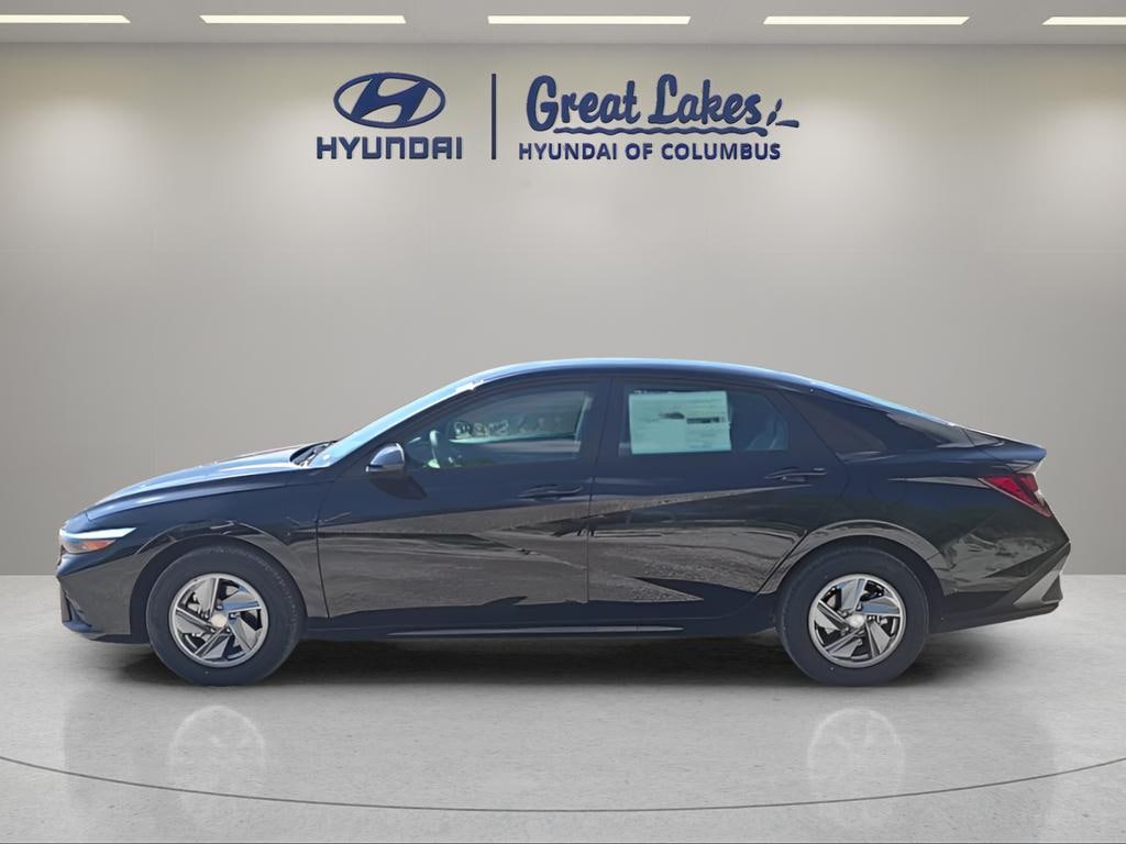 New 2026 Hyundai Elantra SE Sedan