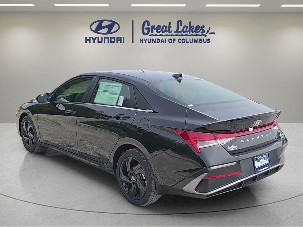 New 2026 Hyundai Elantra SEL Sport Premium Sedan