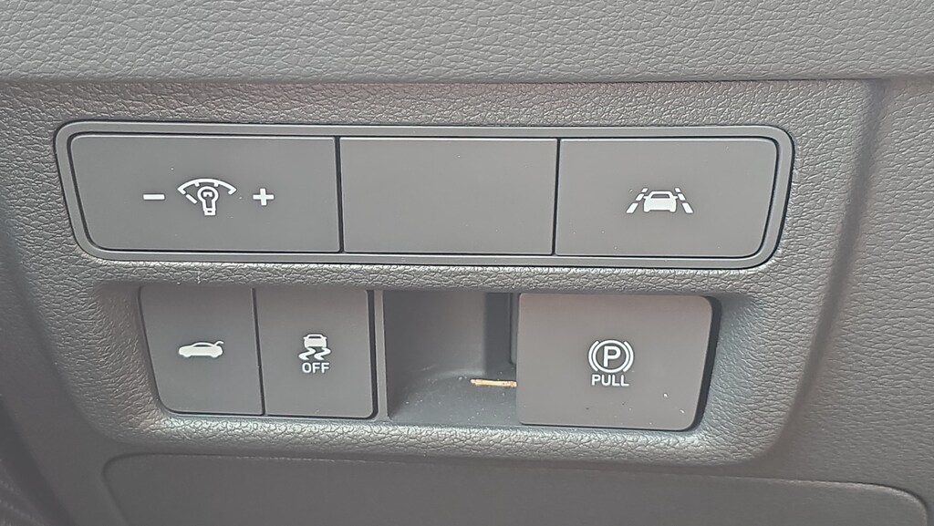 2023 Hyundai Sonata SEL Plus - Photo 25