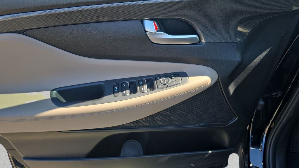 2023 Hyundai Santa Fe SEL - Photo 16