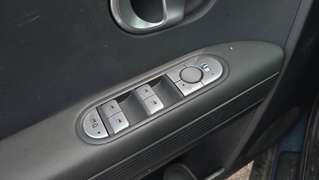 2024 Hyundai IONIQ 5 SEL - Photo 17