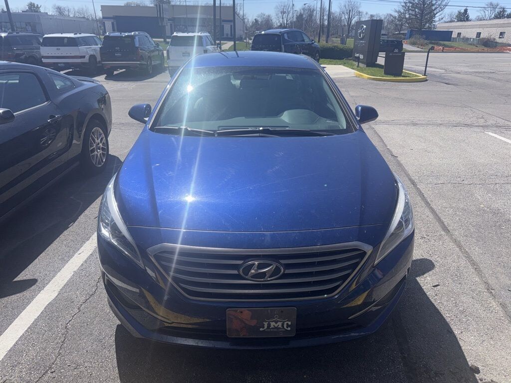 Used 2017 Hyundai Sonata SE Sedan